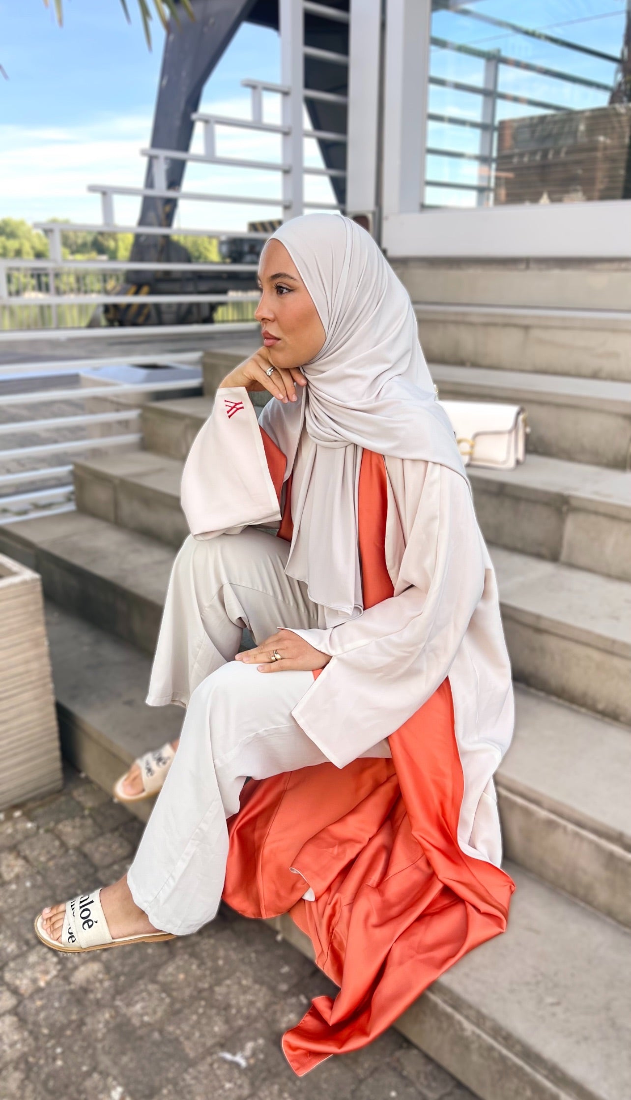 TWO-SIDED SILK ABAYA PEACH X BEIGE