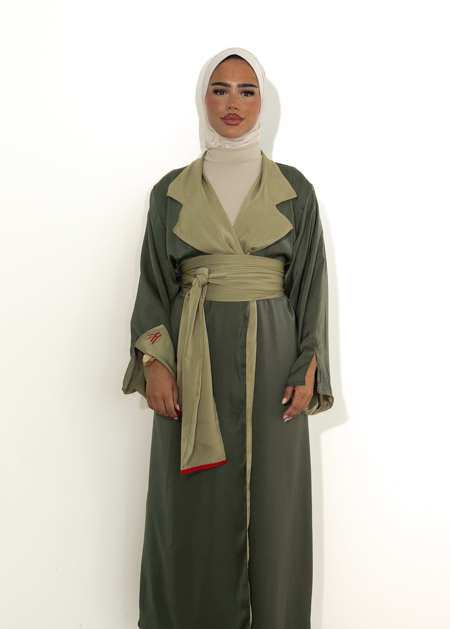 TWO-SIDED VELVET ABAYA