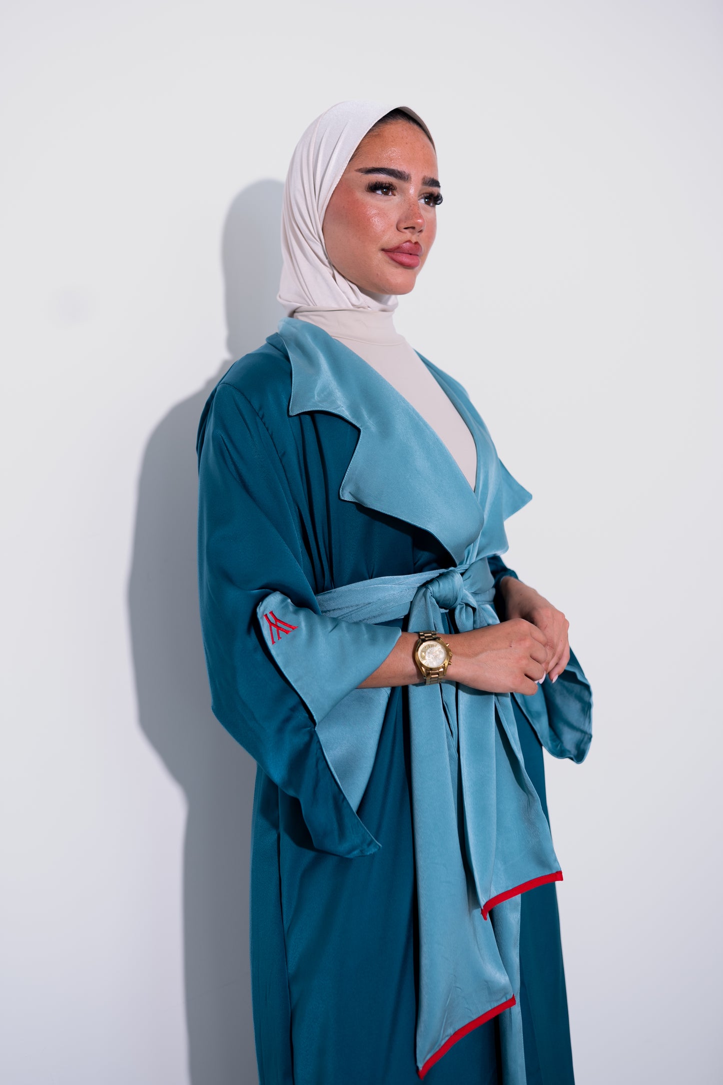 TWO-SIDED VELVET ABAYA AZZURA X AQUA BLUE