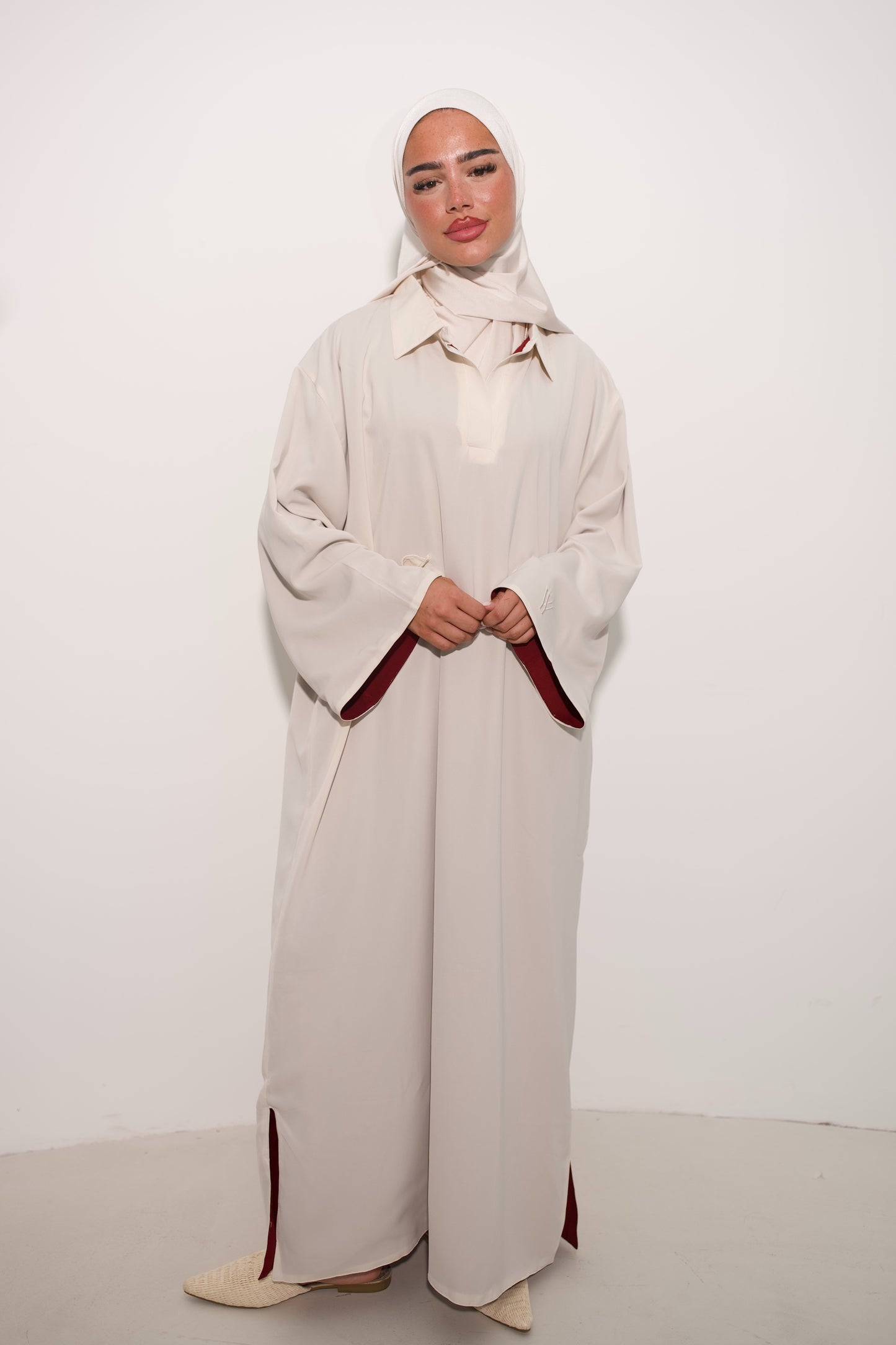 ESSENTIAL ABAYA