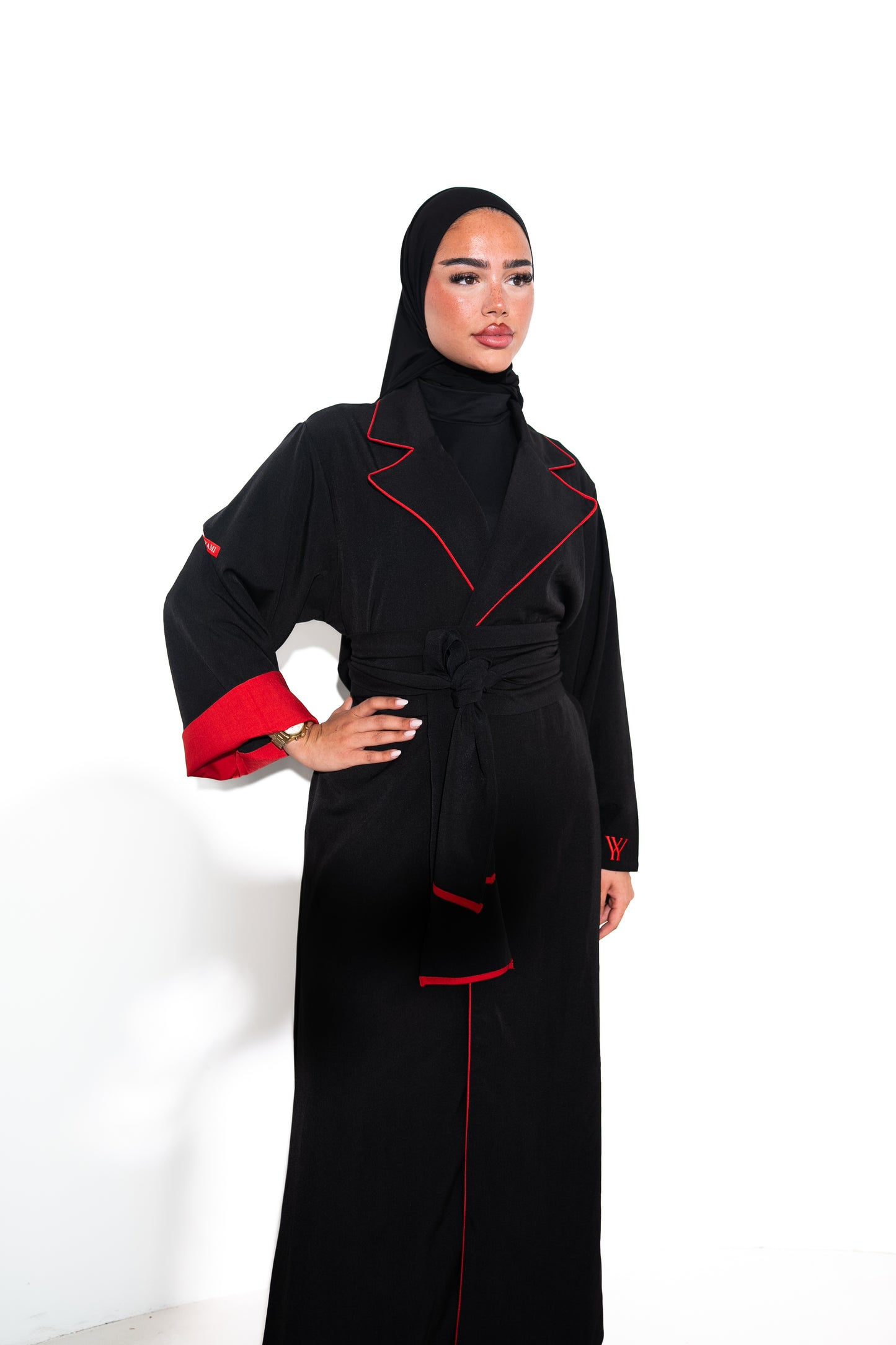 ABAYA EN LIN NOIR FONCÉ