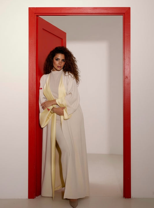 TWO-SIDED SILK ABAYA BUTTERYELLOW X BEIGE